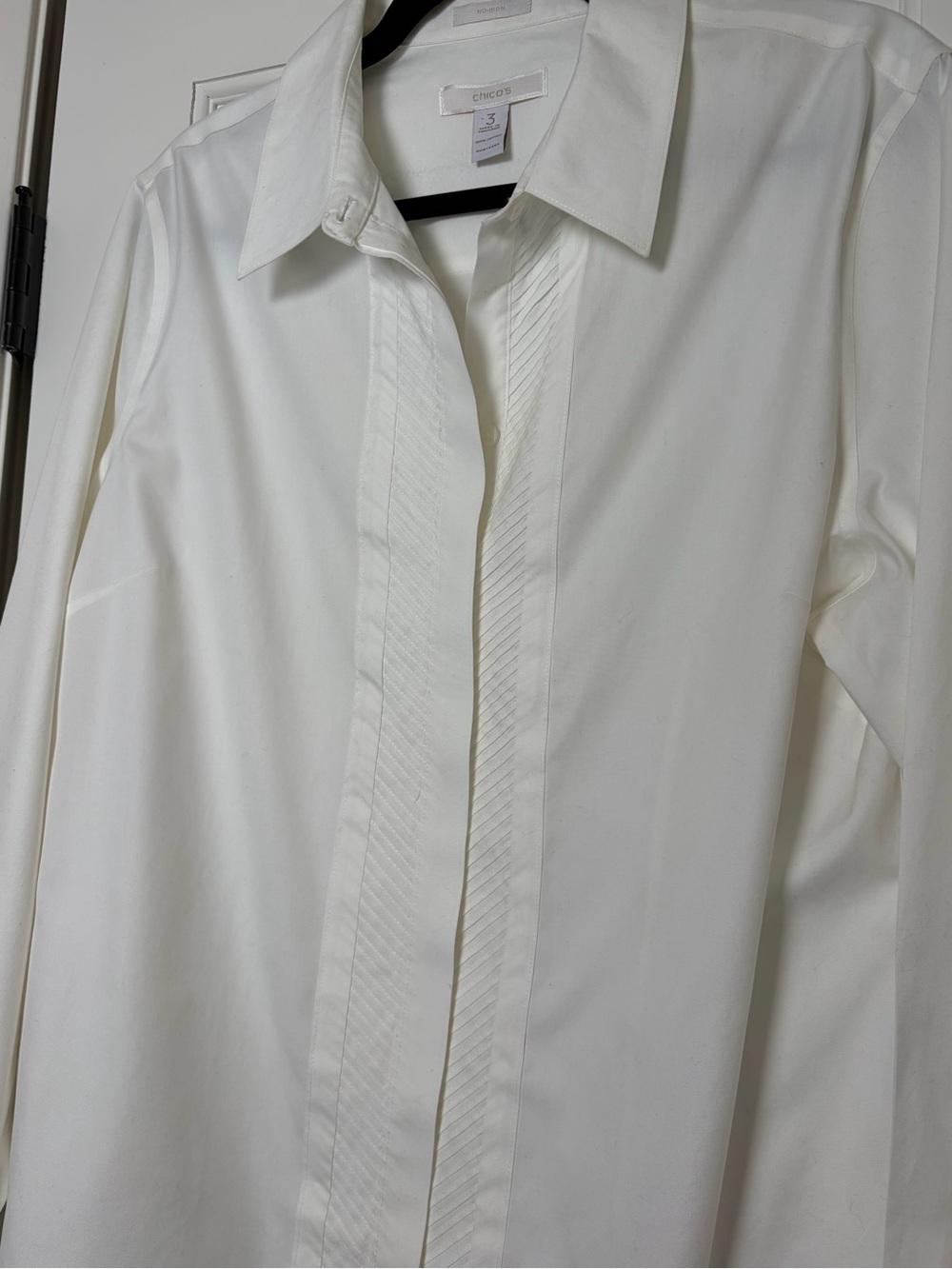 Chicos White Button Down Tuxedo Shirt (3/Large) - Picture 3 of 4